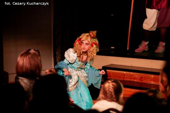 Premiery Teatru Puszek. Dobra zabawa i pouczający morał