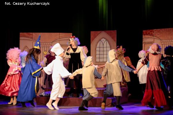 Premiery Teatru Puszek. Dobra zabawa i pouczający morał