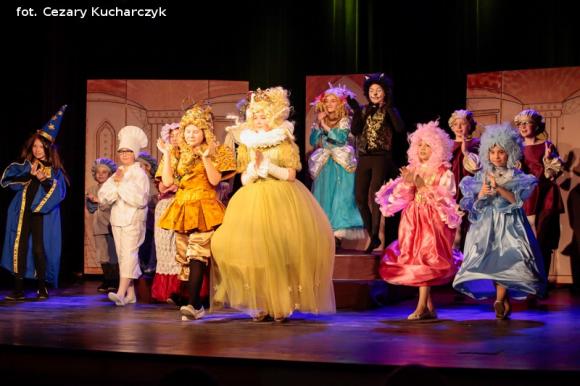 Premiery Teatru Puszek. Dobra zabawa i pouczający morał