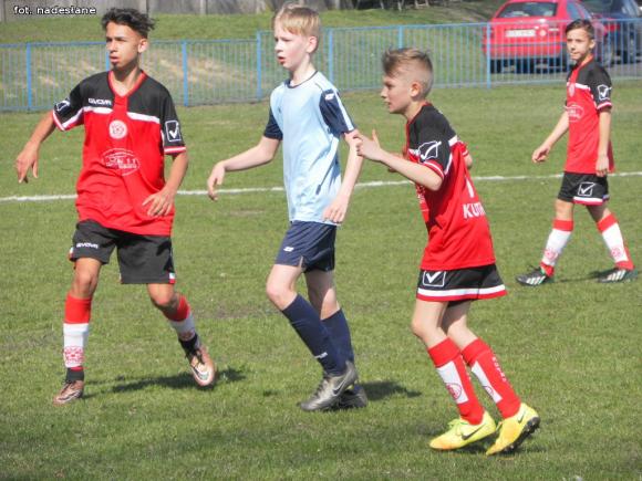 Róża Kutno lepsza od KS Kutno w Derbach Miasta