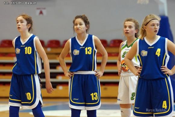 Drugie miejsce Młodziczek KKS Pro-Basket Kutno na turnieju strefowym