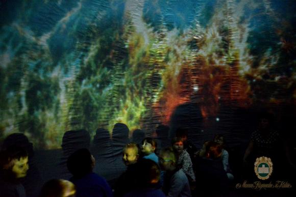 Mobilne planetarium w Muzeum