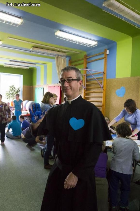 Niezabudka i PSONI wciąż na niebiesko