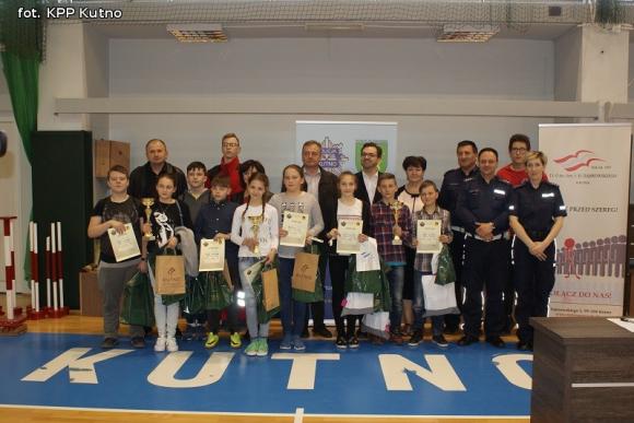 Szkoła Podstawowa nr 1 w Krośniewicach i Gimnazjum w Krzyżanowie najlepsze w Turnieju Wiedzy o Bezpieczeństwie w Ruchu Drogowym