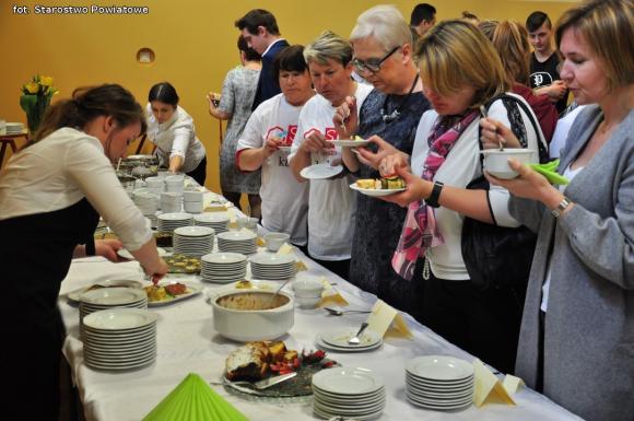Wyniki konkursu Ocalić od zapomnienia - z receptur prababci, babci, mamy