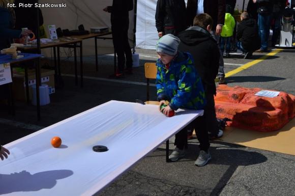 Atrakcyjna oferta trzeciego Kutnowskiego Pikniku Naukowego. Kasprowicz miał najlepsze stoisko