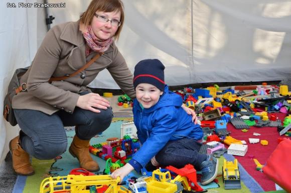Atrakcyjna oferta trzeciego Kutnowskiego Pikniku Naukowego. Kasprowicz miał najlepsze stoisko
