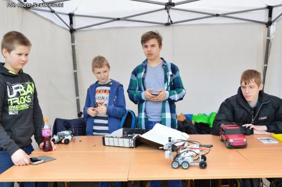 Atrakcyjna oferta trzeciego Kutnowskiego Pikniku Naukowego. Kasprowicz miał najlepsze stoisko