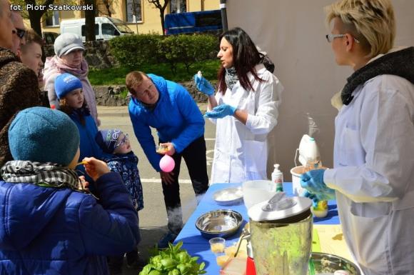 Atrakcyjna oferta trzeciego Kutnowskiego Pikniku Naukowego. Kasprowicz miał najlepsze stoisko