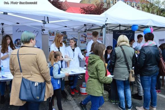 Atrakcyjna oferta trzeciego Kutnowskiego Pikniku Naukowego. Kasprowicz miał najlepsze stoisko