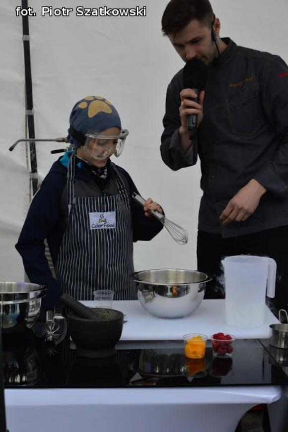 Atrakcyjna oferta trzeciego Kutnowskiego Pikniku Naukowego. Kasprowicz miał najlepsze stoisko