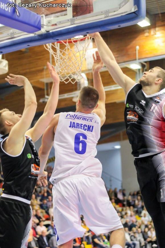 MKS Dąbrowa Górnicza wygrywa w Kutnie