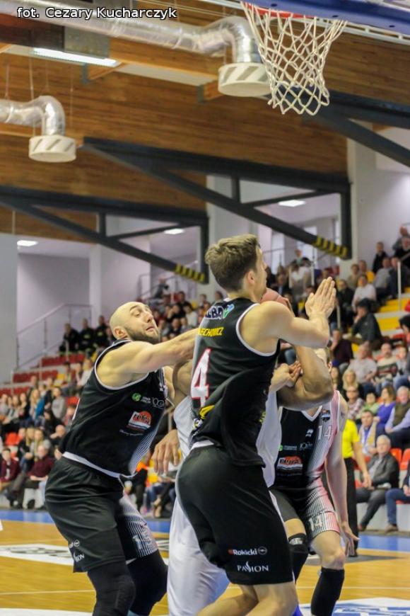 MKS Dąbrowa Górnicza wygrywa w Kutnie