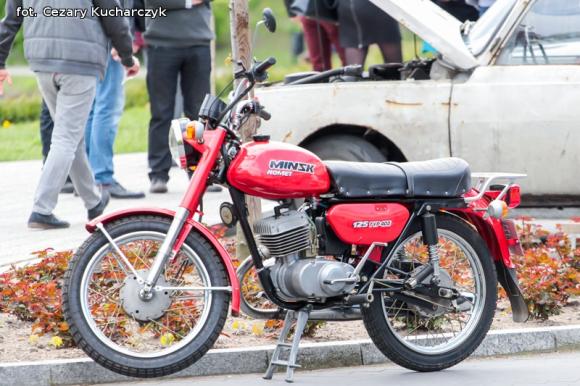 45 lat Kutnowskiego Domu Kultury: zasłużeni, wystawy i folklor kutnowski