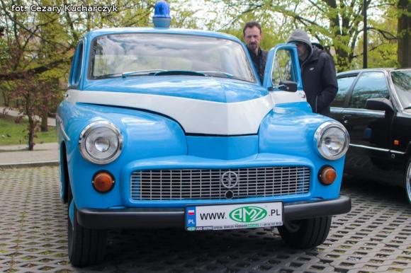 45 lat Kutnowskiego Domu Kultury: zasłużeni, wystawy i folklor kutnowski