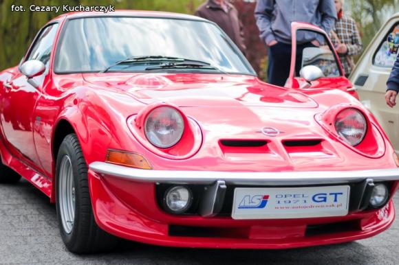 45 lat Kutnowskiego Domu Kultury: zasłużeni, wystawy i folklor kutnowski