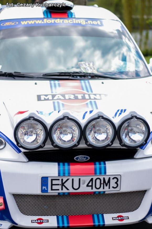 45 lat Kutnowskiego Domu Kultury: zasłużeni, wystawy i folklor kutnowski