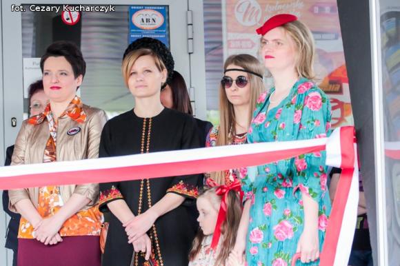 45 lat Kutnowskiego Domu Kultury: zasłużeni, wystawy i folklor kutnowski