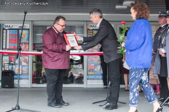 45 lat Kutnowskiego Domu Kultury: zasłużeni, wystawy i folklor kutnowski