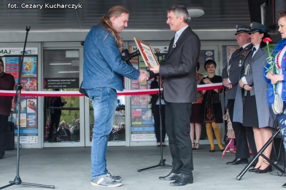 45 lat Kutnowskiego Domu Kultury: zasłużeni, wystawy i folklor kutnowski