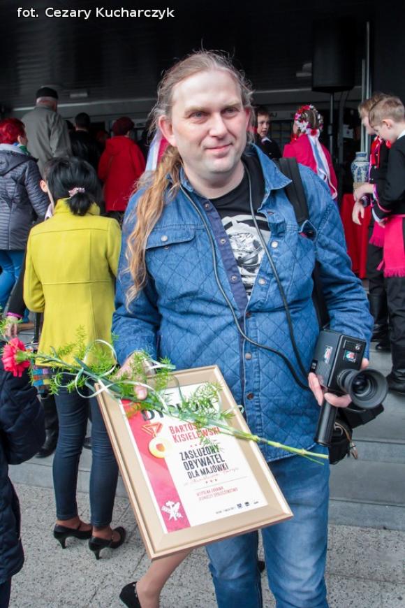 45 lat Kutnowskiego Domu Kultury: zasłużeni, wystawy i folklor kutnowski