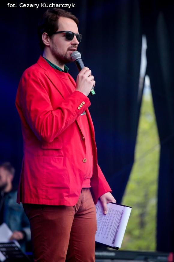 Zamykam oczy, tak bardzo nudzę się... Patryk Kumór w Kutnie