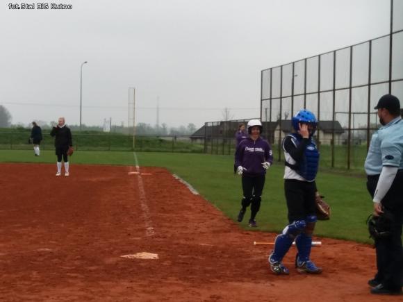 Wygrana kutnowskich softballistek