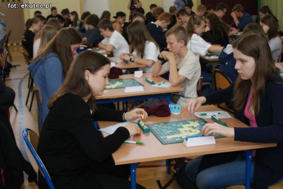 Trwają XV Ogólnopolskie Mistrzostwa Szkół w SCRABBLE