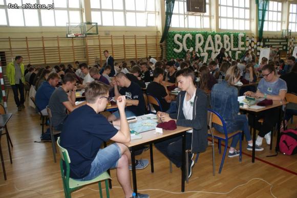 Trwają XV Ogólnopolskie Mistrzostwa Szkół w SCRABBLE