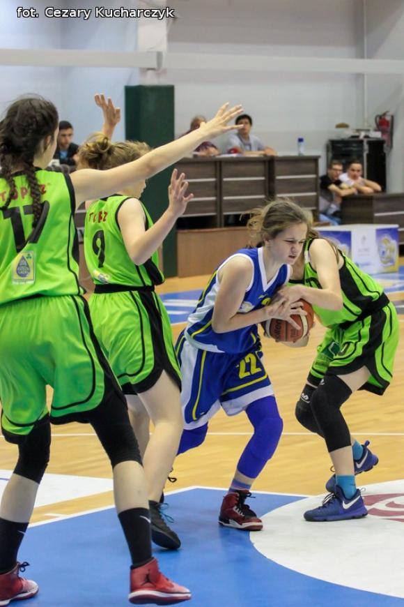 Pierwszy dzień Półfinałów Mistrzostw Polski Młodziczek. Jutro kibicuj naszym dziewczynom