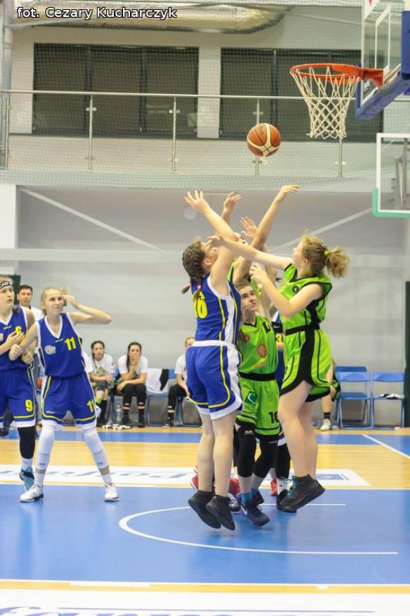 Pierwszy dzień Półfinałów Mistrzostw Polski Młodziczek. Jutro kibicuj naszym dziewczynom