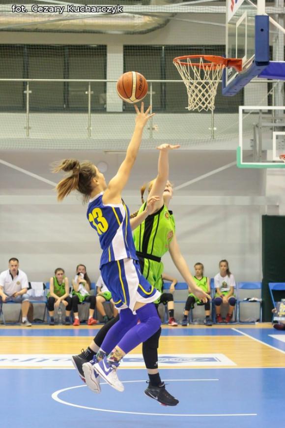 Pierwszy dzień Półfinałów Mistrzostw Polski Młodziczek. Jutro kibicuj naszym dziewczynom