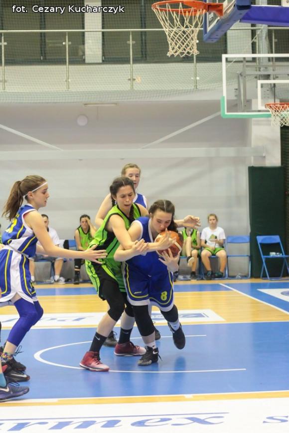 Pierwszy dzień Półfinałów Mistrzostw Polski Młodziczek. Jutro kibicuj naszym dziewczynom