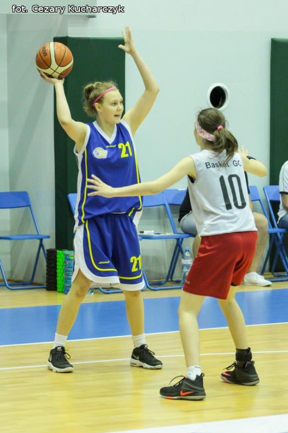 W Kutnie trwają Półfinały Mistrzostw Polski Młodziczek