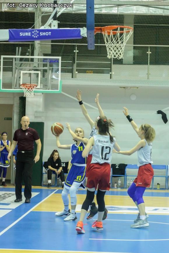 W Kutnie trwają Półfinały Mistrzostw Polski Młodziczek