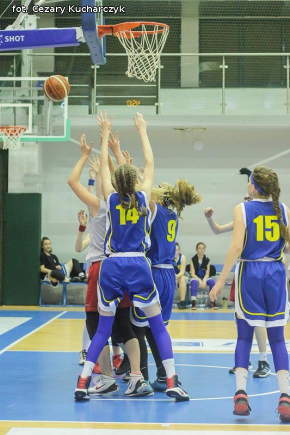 W Kutnie trwają Półfinały Mistrzostw Polski Młodziczek