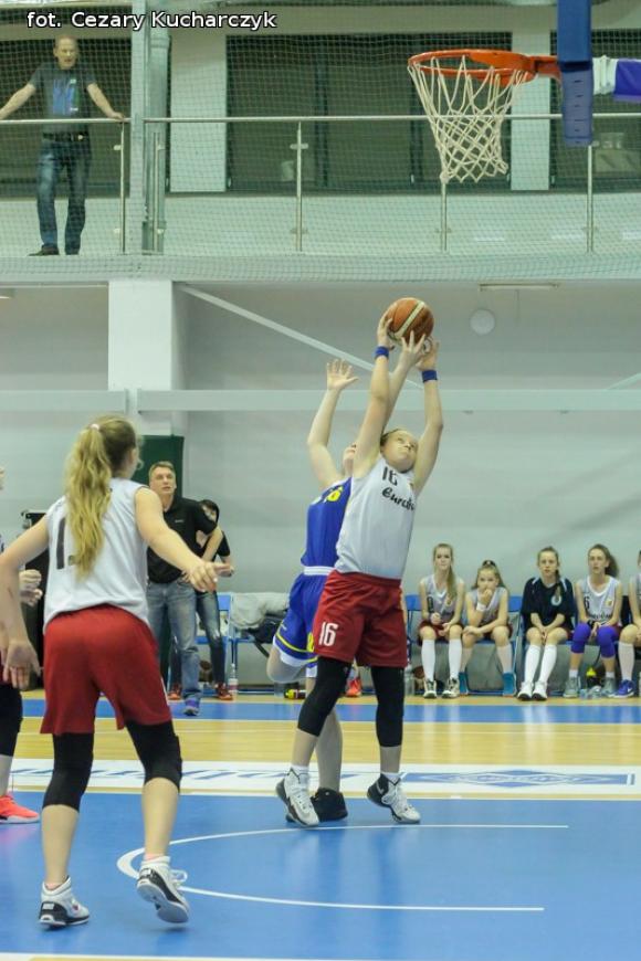 W Kutnie trwają Półfinały Mistrzostw Polski Młodziczek