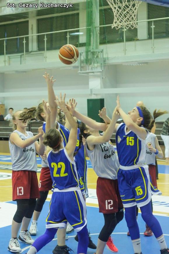 W Kutnie trwają Półfinały Mistrzostw Polski Młodziczek