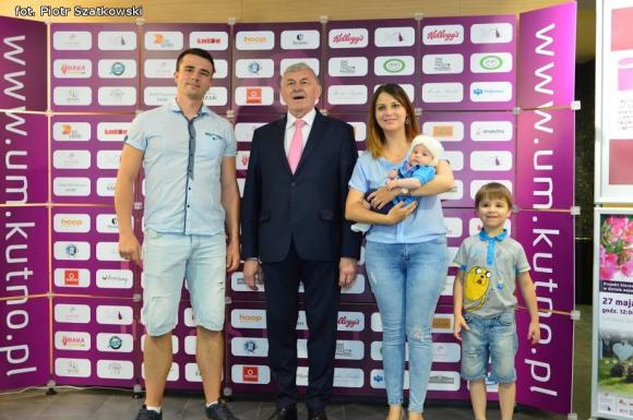 Różana Rodzina. Maluchy z Kutna obdarowane