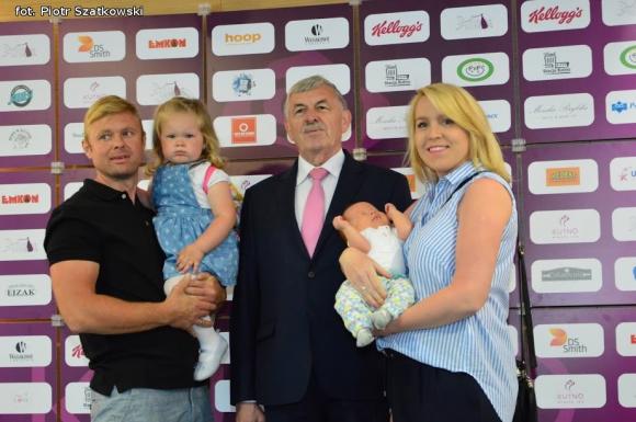 Różana Rodzina. Maluchy z Kutna obdarowane