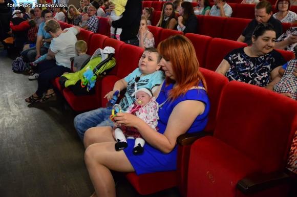 Różana Rodzina. Maluchy z Kutna obdarowane