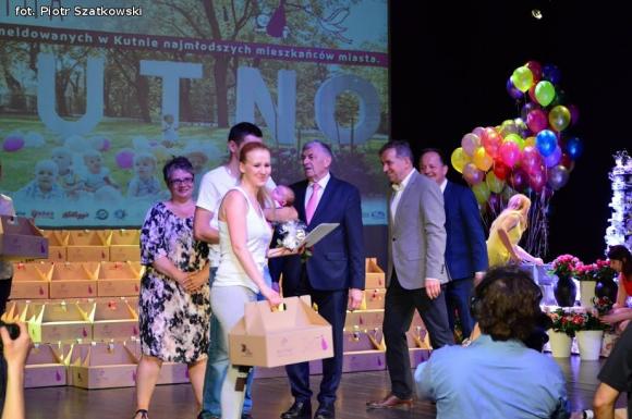 Różana Rodzina. Maluchy z Kutna obdarowane