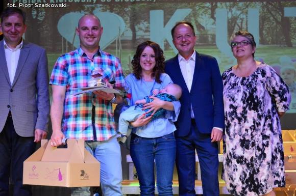 Różana Rodzina. Maluchy z Kutna obdarowane