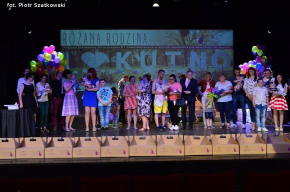 Różana Rodzina. Maluchy z Kutna obdarowane
