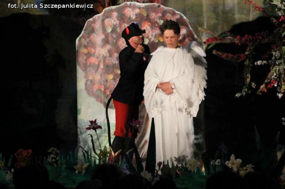 Krośniewice: Spektakl Wygnańcy Ewy