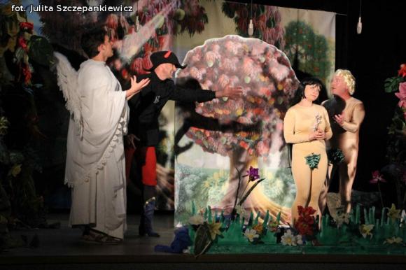 Krośniewice: Spektakl Wygnańcy Ewy