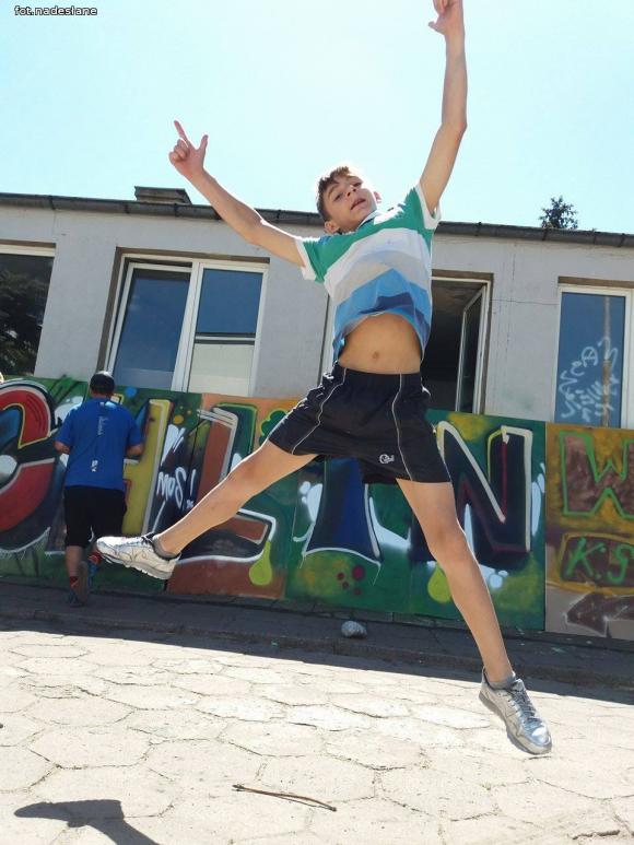 Młodzież z DoMOStwa i Fundacja Urban Forms wykonają mural w Żychlinie