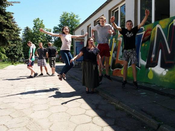 Młodzież z DoMOStwa i Fundacja Urban Forms wykonają mural w Żychlinie