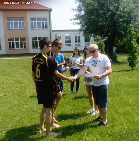 Mistrzostwa Kutna Szkół Ponadgimnazjalnych w Siatkówce Plażowej