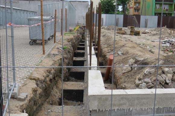 Miejskie obrazki. W Krośniewicach Dino skończone, Pepco w budowie